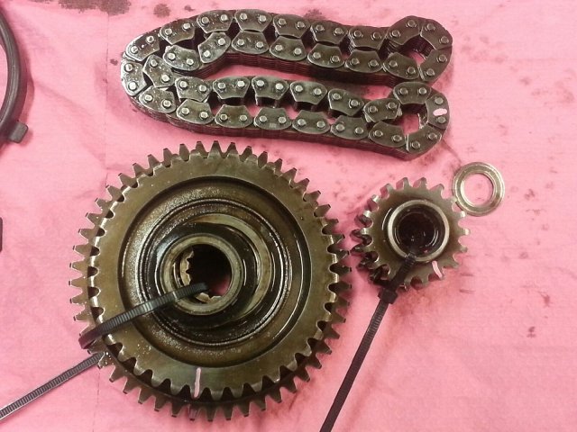 06 Attak gears & chain.jpg