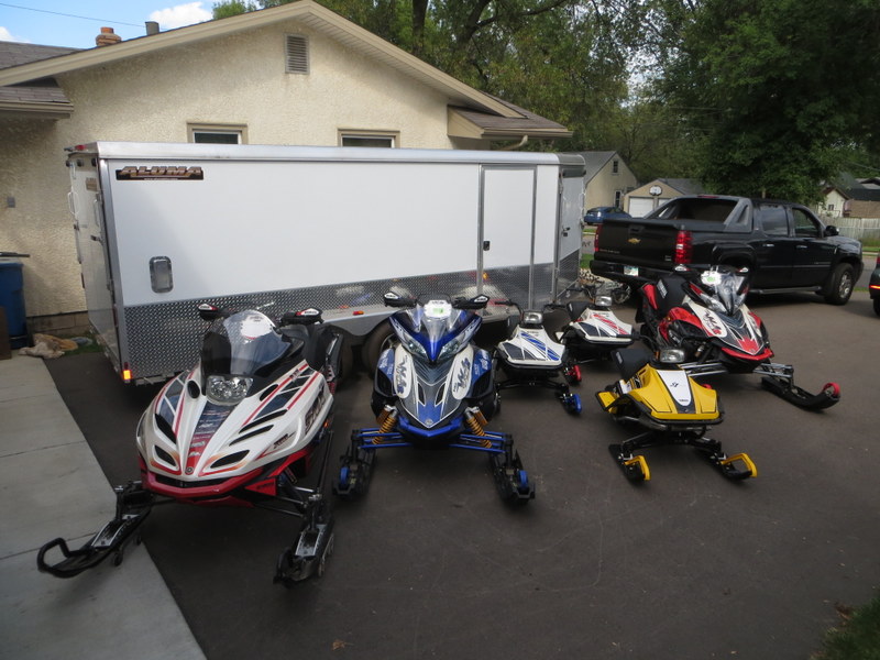 Snowmobiles-2015 002.JPG