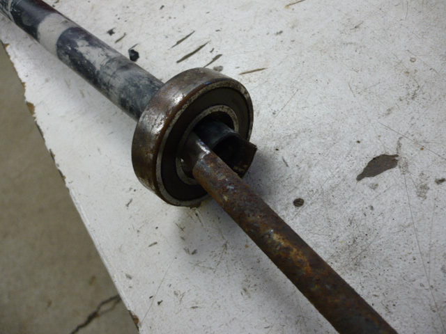 Yamaha bearing puller 002.JPG