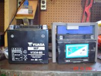 Small battery VS stock battery.jpg
