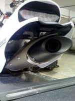 R1 Muffler 1.jpg