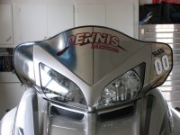 YAMAHA WINDSHIELD 2.jpg