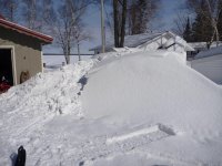 Drift by house Engadine.jpg