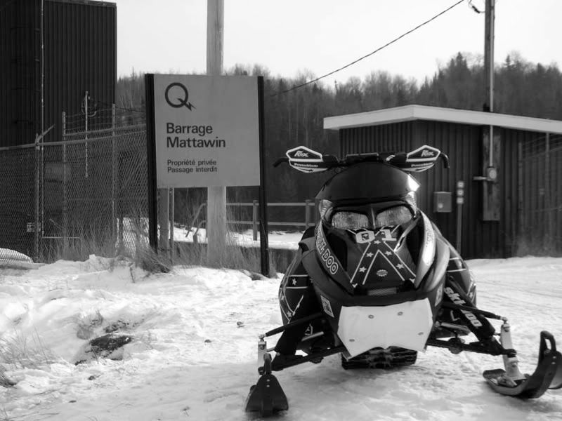 BWQUebecSnowmobiling6.jpg