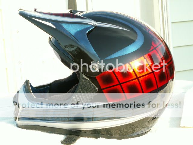 helmet2.jpg